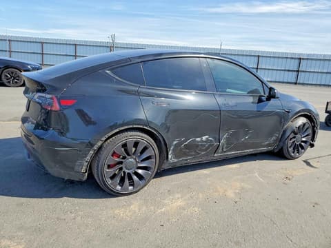 2021 Tesla Model Y, VIN 5YJYGDEF1MF201867. Фото 3 з 6 з аукціону Copart. Каталог авто зі США OpenDataCar.