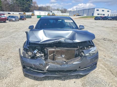 2017 Bmw 3 Series, VIN WBA8B9C34HK885596. Фото 5 з 6 з аукціону Copart. Каталог авто зі США OpenDataCar.