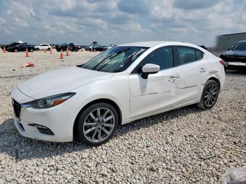 2018 Mazda 3, VIN 3MZBN1V35JM184141. Фото 1 з 6 з аукціону Copart. Каталог авто зі США OpenDataCar.