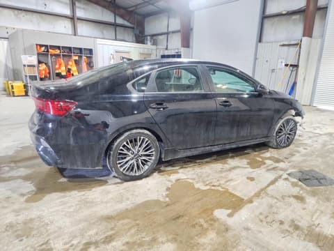 2023 Kia Forte, VIN 3KPF54AD9PE584288. Фото 3 з 6 з аукціону Copart. Каталог авто зі США OpenDataCar.