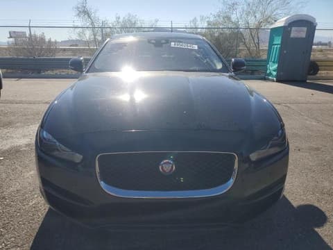 2017 Jaguar XE, VIN SAJAJ4BV8HCP14987. Фото 5 з 6 з аукціону Copart. Каталог авто зі США OpenDataCar.