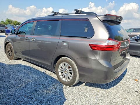 2017 Toyota Sienna, VIN 5TDYZ3DC2HS864068. Фото 2 з 6 з аукціону Copart. Каталог авто зі США OpenDataCar.