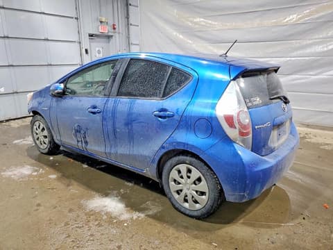 2014 Toyota Prius C, VIN JTDKDTB32E1569519. Фото 2 з 6 з аукціону Copart. Каталог авто зі США OpenDataCar.