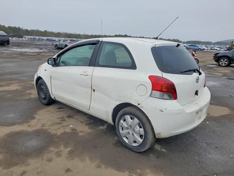 2009 Toyota Yaris, VIN JTDJT903495236368. Фото 2 з 6 з аукціону Copart. Каталог авто зі США OpenDataCar.