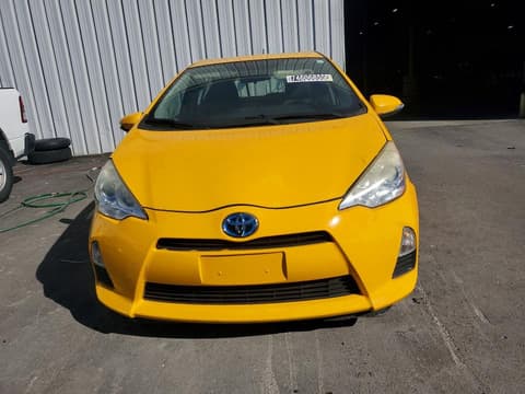 2014 Toyota Prius C, VIN JTDKDTB3XE1073268. Фото 5 з 6 з аукціону Copart. Каталог авто зі США OpenDataCar.