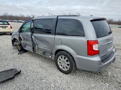 2015 Chrysler Town & Country, VIN 2C4RC1BG2FR618627. Photo 2 of 6 from Copart auction. OpenDataCar US salvage catalog.