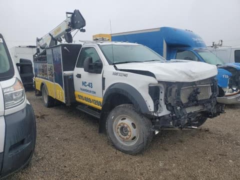 2021 Ford F-550 Super Duty, VIN 1FDUF5HT0MEC76131. Фото 4 з 6 з аукціону Copart. Каталог авто зі США OpenDataCar.