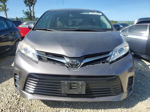 2018 Toyota Sienna, VIN 5TDKZ3DC3JS919705. Фото 5 з 6 з аукціону Copart. Каталог авто зі США OpenDataCar.