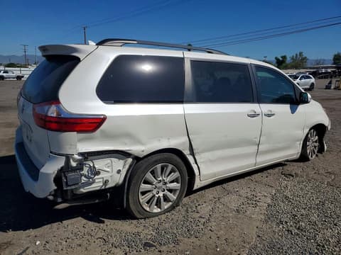 2015 Toyota Sienna, VIN 5TDYK3DC1FS559677. Фото 3 з 6 з аукціону Copart. Каталог авто зі США OpenDataCar.