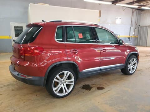 2016 Volkswagen Tiguan, VIN WVGAV7AXXGW044858. Фото 3 з 6 з аукціону Copart. Каталог авто зі США OpenDataCar.
