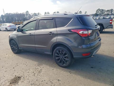 2017 Ford Escape, VIN 1FMCU0J98HUD81840. Фото 2 з 6 з аукціону Copart. Каталог авто зі США OpenDataCar.
