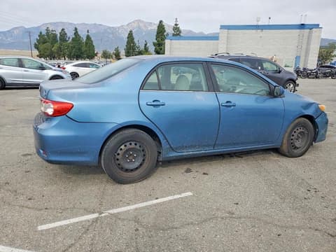 2013 Toyota Corolla, VIN 5YFBU4EE3DP075991. Фото 3 з 6 з аукціону Copart. Каталог авто зі США OpenDataCar.