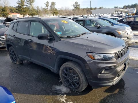 2023 Jeep Compass, VIN 3C4NJDBN3PT503571. Фото 4 з 6 з аукціону Copart. Каталог авто зі США OpenDataCar.