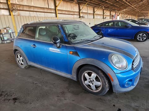 2011 Mini Cooper, VIN WMWSU3C5XBT184545. Фото 4 з 6 з аукціону Copart. Каталог авто зі США OpenDataCar.