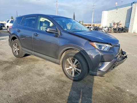 2018 Toyota RAV4, VIN JTMWFREV3JJ727615. Фото 4 з 6 з аукціону Copart. Каталог авто зі США OpenDataCar.