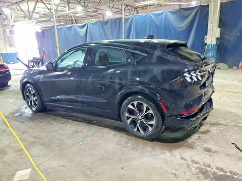 2022 Ford Mustang Mach-E, VIN 3FMTK3SU5NMA56170. Фото 2 з 6 з аукціону Copart. Каталог авто зі США OpenDataCar.