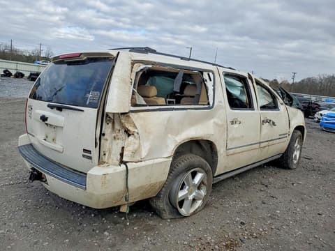 2010 Chevrolet Suburban, VIN 1GNUCKE06AR286468. Фото 3 з 6 з аукціону Copart. Каталог авто зі США OpenDataCar.