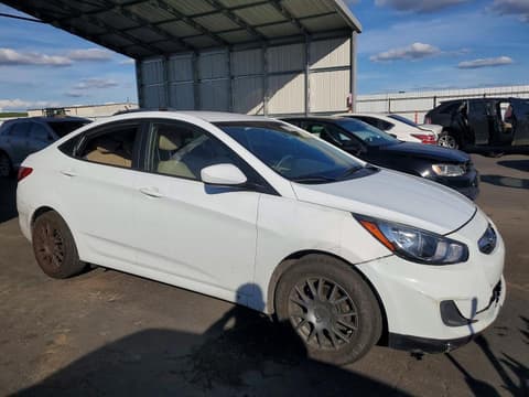 2014 Hyundai Accent, VIN KMHCT4AEXEU664761. Zdjęcie 4 z 6 z aukcji Copart. Katalog aut z USA OpenDataCar.