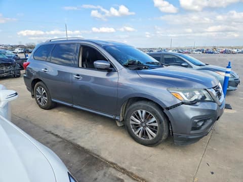2017 Nissan Pathfinder, VIN 5N1DR2MN7HC637028. Фото 4 з 6 з аукціону Copart. Каталог авто зі США OpenDataCar.