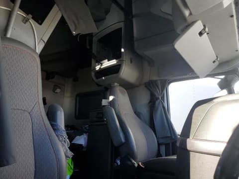 2024 Volvo VN, VIN 4V4NC9EH3RN620832. Фото 6 з 6 з аукціону Copart. Каталог авто зі США OpenDataCar.