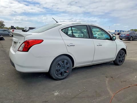 2018 Nissan Versa, VIN 3N1CN7AP8JL827111. Фото 3 из 6 с аукциона Copart. Каталог авто из США OpenDataCar.