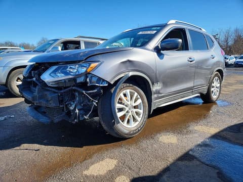 2017 Nissan Rogue, VIN KNMAT2MV6HP599339. Zdjęcie 1 z 6 z aukcji Copart. Katalog aut z USA OpenDataCar.