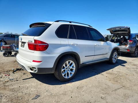2011 Bmw X5, VIN 5UXZV4C55BL404130. Фото 3 з 6 з аукціону Copart. Каталог авто зі США OpenDataCar.