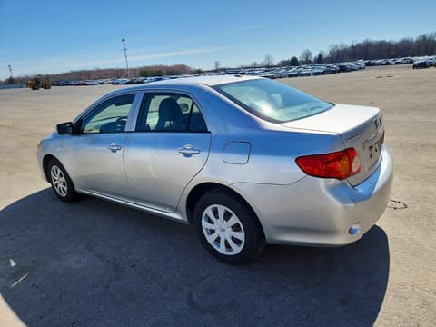2010 Toyota Corolla, VIN 1NXBU4EE0AZ288553. Фото 2 з 6 з аукціону Copart. Каталог авто зі США OpenDataCar.