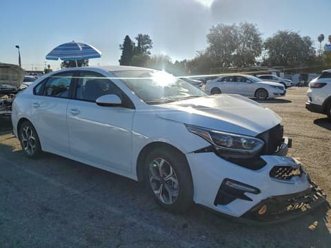 2021 Kia Forte, VIN 3KPF24AD9ME398061. Zdjęcie 4 z 6 z aukcji Copart. Katalog aut z USA OpenDataCar.