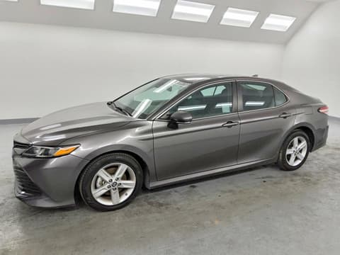 2020 Toyota Camry, VIN 4T1L11BK4LU006147. Фото 1 з 6 з аукціону Copart. Каталог авто зі США OpenDataCar.