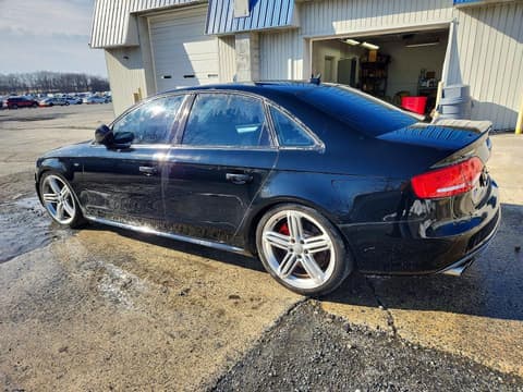 2012 Audi S4, VIN WAUKGAFL6CA111174. Фото 2 из 6 с аукциона Copart. Каталог авто из США OpenDataCar.