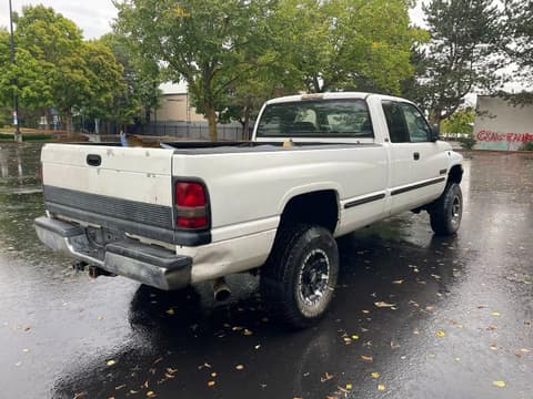 1999 Dodge Ram 2500, VIN 1B7KF2364XJ585723. Фото 4 из 6 с аукциона Copart. Каталог авто из США OpenDataCar.