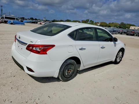 2018 Nissan Sentra, VIN 3N1AB7AP8JY348285. Фото 3 з 6 з аукціону Copart. Каталог авто зі США OpenDataCar.