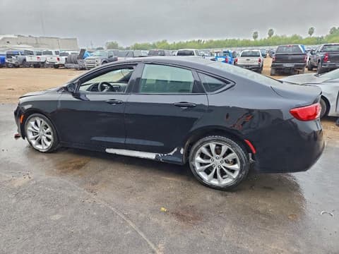 2015 Chrysler 200, VIN 1C3CCCBG3FN515753. Фото 2 з 6 з аукціону Copart. Каталог авто зі США OpenDataCar.