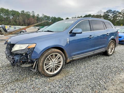 2018 Lincoln MKT, VIN 2LMHJ5AT1JBL01284. Фото 1 з 6 з аукціону Copart. Каталог авто зі США OpenDataCar.