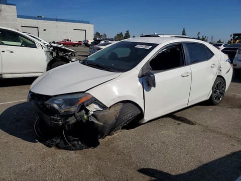 2015 Toyota Corolla, VIN 5YFBURHE5FP215647. Zdjęcie 1 z 6 z aukcji Copart. Katalog aut z USA OpenDataCar.