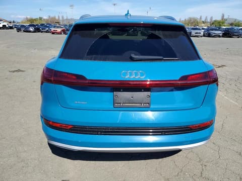 2019 Audi e-tron, VIN WA1VAAGEXKB010322. Фото 6 з 6 з аукціону Copart. Каталог авто зі США OpenDataCar.