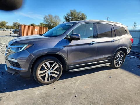 2017 Honda Pilot, VIN 5FNYF6H00HB000439. Фото 1 з 6 з аукціону Copart. Каталог авто зі США OpenDataCar.