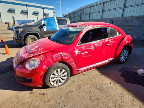 2013 Volkswagen Beetle, VIN 3VWFP7AT5DM621435. Фото 1 з 6 з аукціону Copart. Каталог авто зі США OpenDataCar.