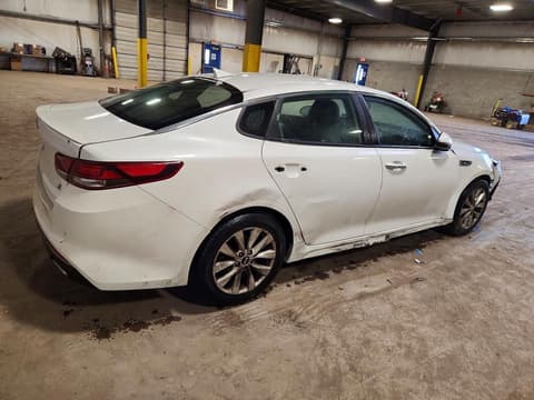 2018 Kia Optima, VIN 5XXGT4L37JG222604. Фото 3 з 6 з аукціону Copart. Каталог авто зі США OpenDataCar.