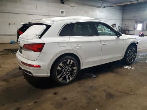 2018 Audi SQ5, VIN WA1A4AFY5J2121215. Фото 3 из 6 с аукциона Copart. Каталог авто из США OpenDataCar.