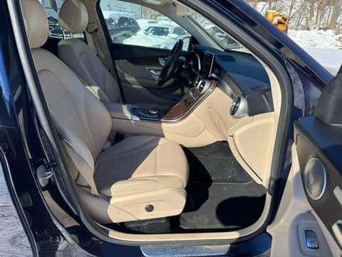 2019 Mercedes-benz GLC-Class, VIN WDC0G4KB9KV172092. Photo 5 of 6 from Copart auction. OpenDataCar US salvage catalog.