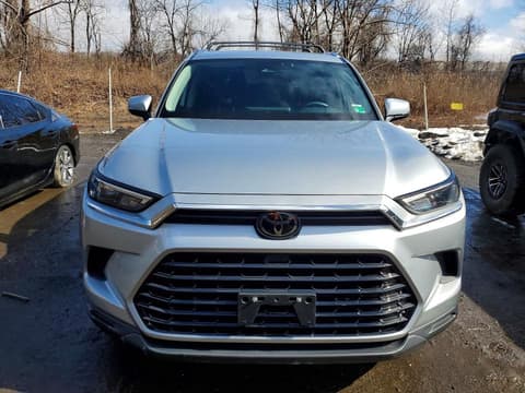 2024 Toyota Highlander, VIN 5TDAAAB54RS028474. Фото 5 з 6 з аукціону Copart. Каталог авто зі США OpenDataCar.
