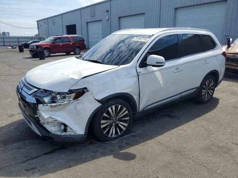 2019 Mitsubishi Outlander, VIN JA4AZ3A38KZ010935. Фото 1 з 6 з аукціону Copart. Каталог авто зі США OpenDataCar.