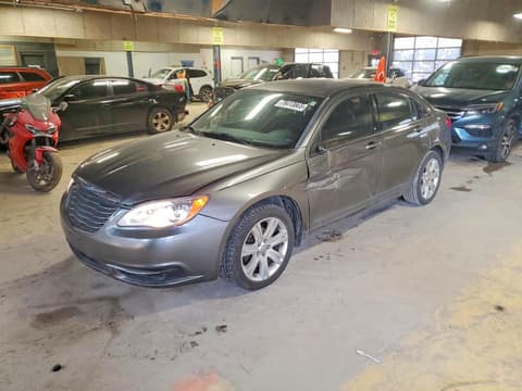 2013 Chrysler 200, VIN 1C3CCBBB9DN577203. Photo 1 of 6 from Copart auction. OpenDataCar US salvage catalog.