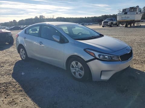 2018 Kia Forte, VIN 3KPFK4A71JE197504. Фото 4 з 6 з аукціону Copart. Каталог авто зі США OpenDataCar.