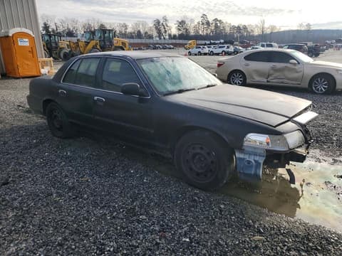 2009 Ford Crown Victoria, VIN 2FAHP71VX9X114805. Фото 4 з 6 з аукціону Copart. Каталог авто зі США OpenDataCar.