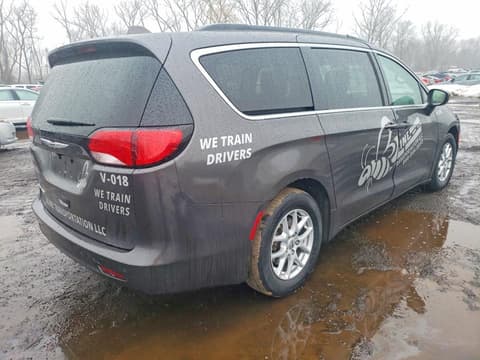 2019 Chrysler Pacifica, VIN 2C4RC1DG2KR705418. Фото 3 з 6 з аукціону Copart. Каталог авто зі США OpenDataCar.