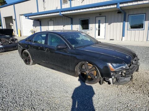2014 Audi S8, VIN WAUD2AFDXEN002471. Фото 4 з 6 з аукціону Copart. Каталог авто зі США OpenDataCar.