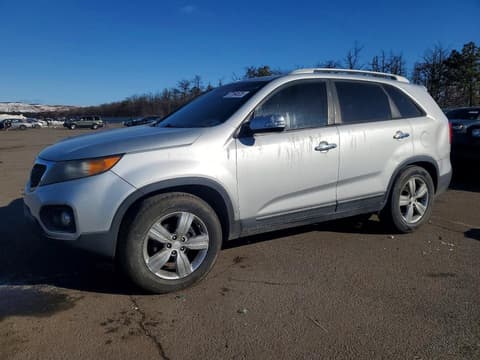 2013 Kia Sorento, VIN 5XYKU3A6XDG336966. Фото 1 з 6 з аукціону Copart. Каталог авто зі США OpenDataCar.